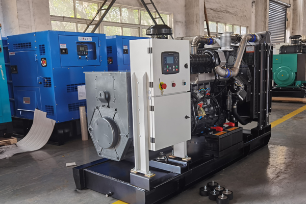 上柴柴油發(fā)電機(jī)組.jpg 上柴柴油發(fā)電機(jī)組.jpg